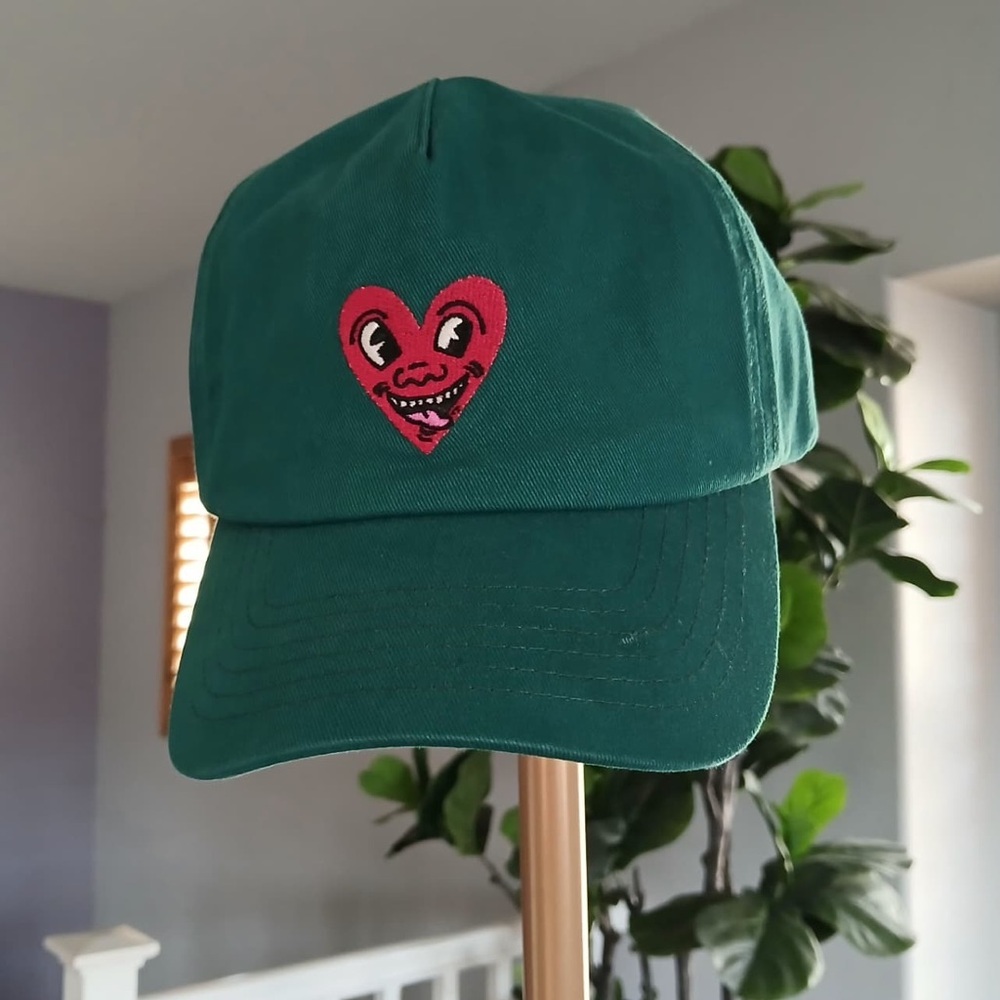 NWOT JUNGLES JUNGLES X KEITH HARING HEART FACE UNISEX CAP